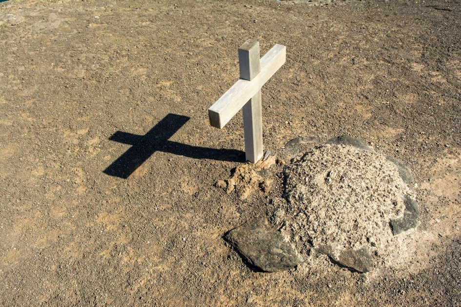 Sacerdote Patricio Sánchez fallece tras colapso de cruz en Guayaquil