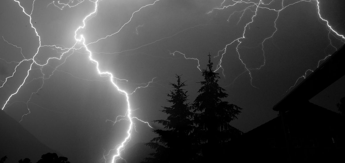 Inamhi alerta: tormentas eléctricas seguirán afectando a Guayaquil hasta las 23:00 del jueves