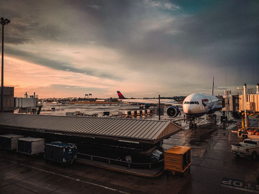 Aeropuerto de Guayaquil reanuda operaciones normales tras tormenta eléctrica