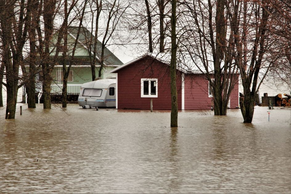 Equipo del MTDH evalúa necesidades de 600 familias en Tenguel tras inundaciones