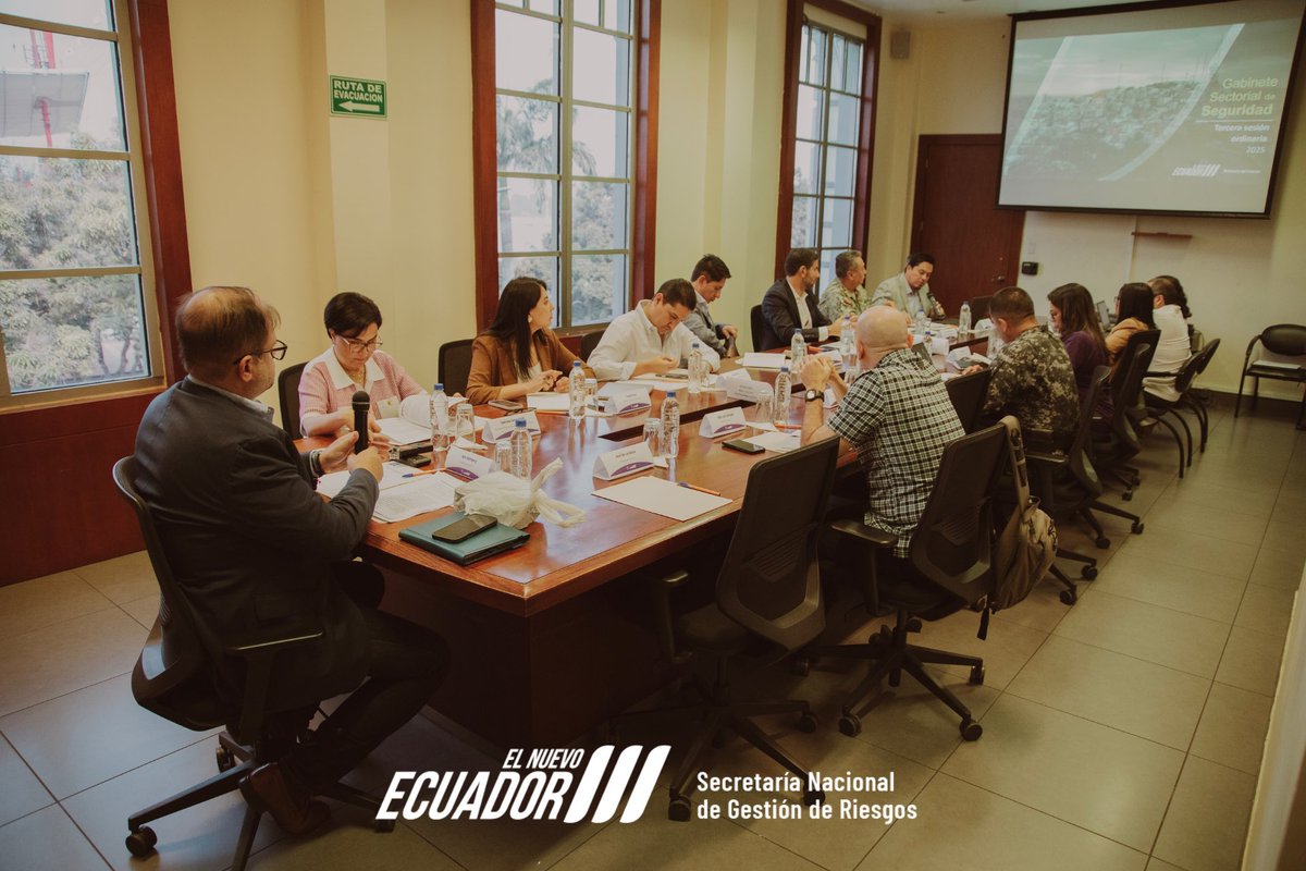 Gabinete de Seguridad se reunió en Guayaquil para coordinar estrategias nacionales