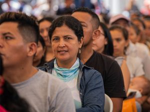 Entrega de 300 títulos en Bastión Popular y ajustes de tasas para el Canal