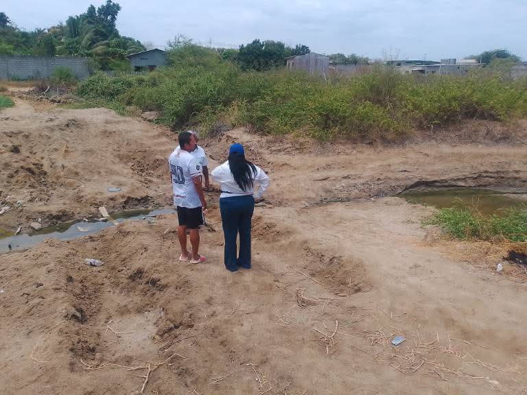 Prefectura del Guayas inspecciona canales en Data y Los Sandieros ante El Niño