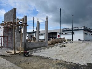 Avanza al 75% la Unidad Médica Municipal en Puná Baja para atender a 13 mil vecinos