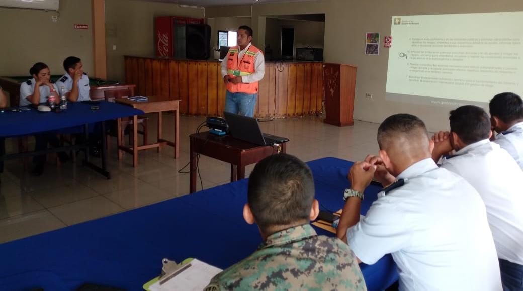Riesgos Ecuador socializa manuales de emergencia en Guayaquil
