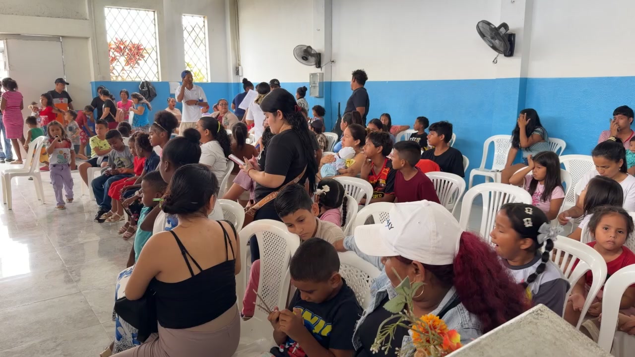 Brigadas médicas del GAD Posorja atienden a vecinos en el barrio Colinas