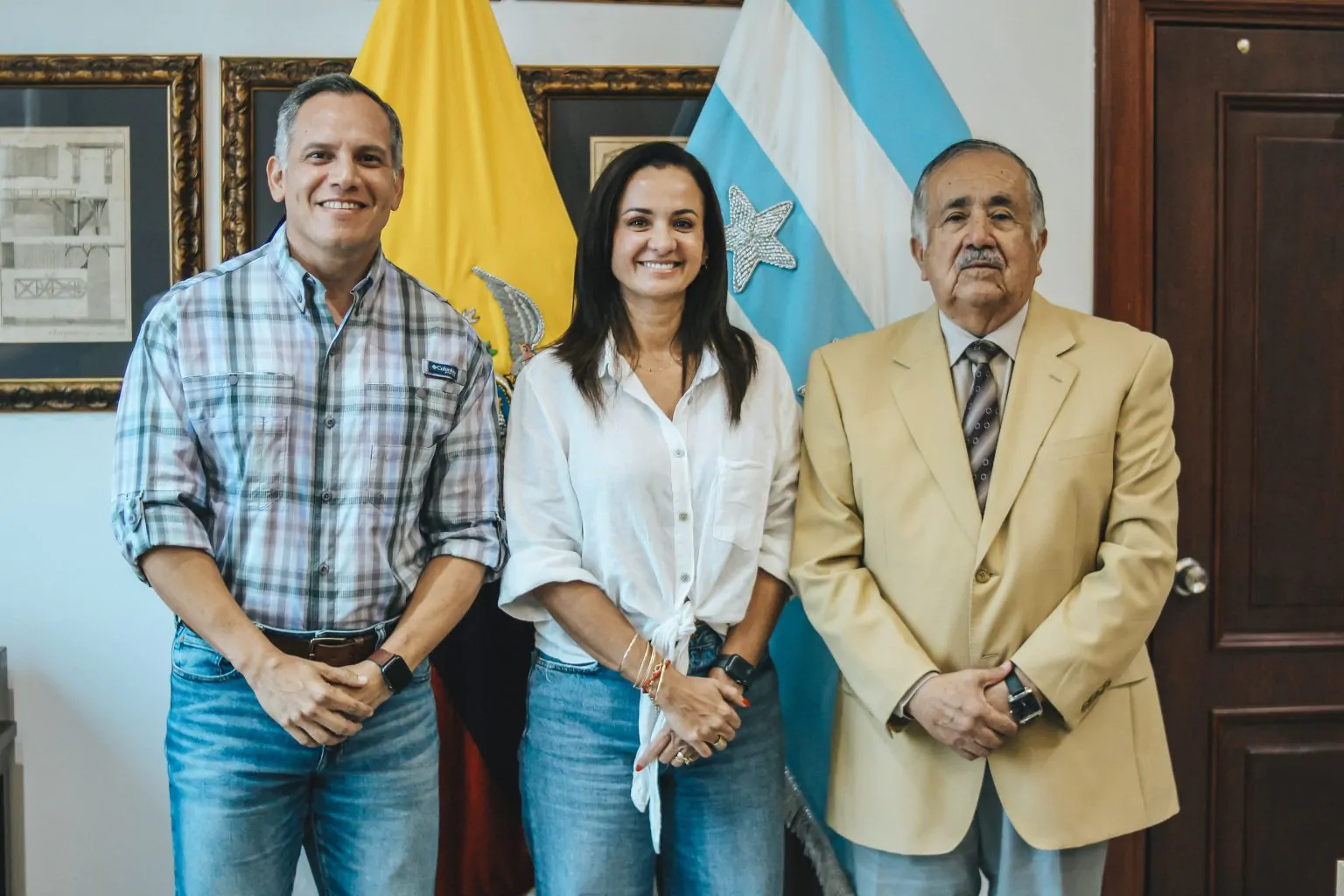 Prefectura y Gobernación del Guayas priorizan seguridad en reunión institucional