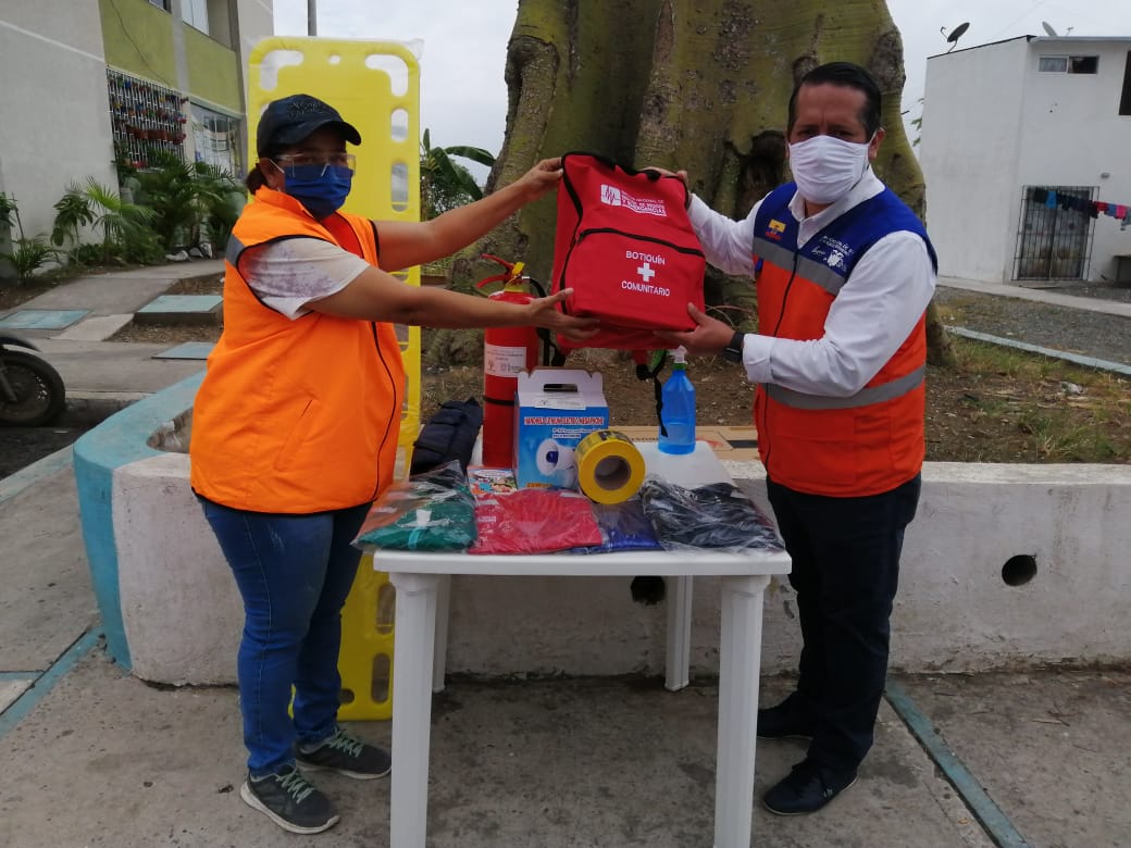Entrega de kits comunitarios a brigadas de Plan Nuevo Ceibos para respuesta a emergencias