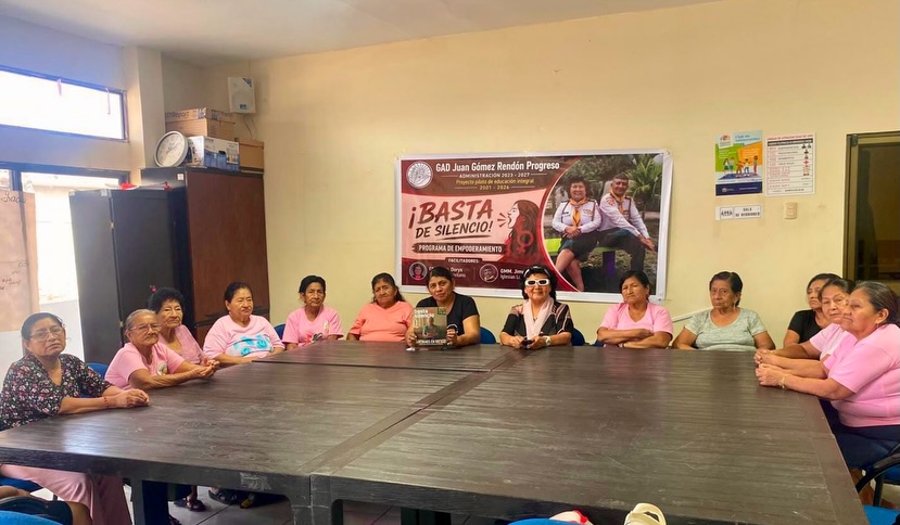 Adultos mayores de Progreso fortalecen su autoestima con charlas de empoderamiento
