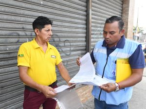 Municipalidad retira mesas y clausura locales irregulares en seis mercados del Guayas
