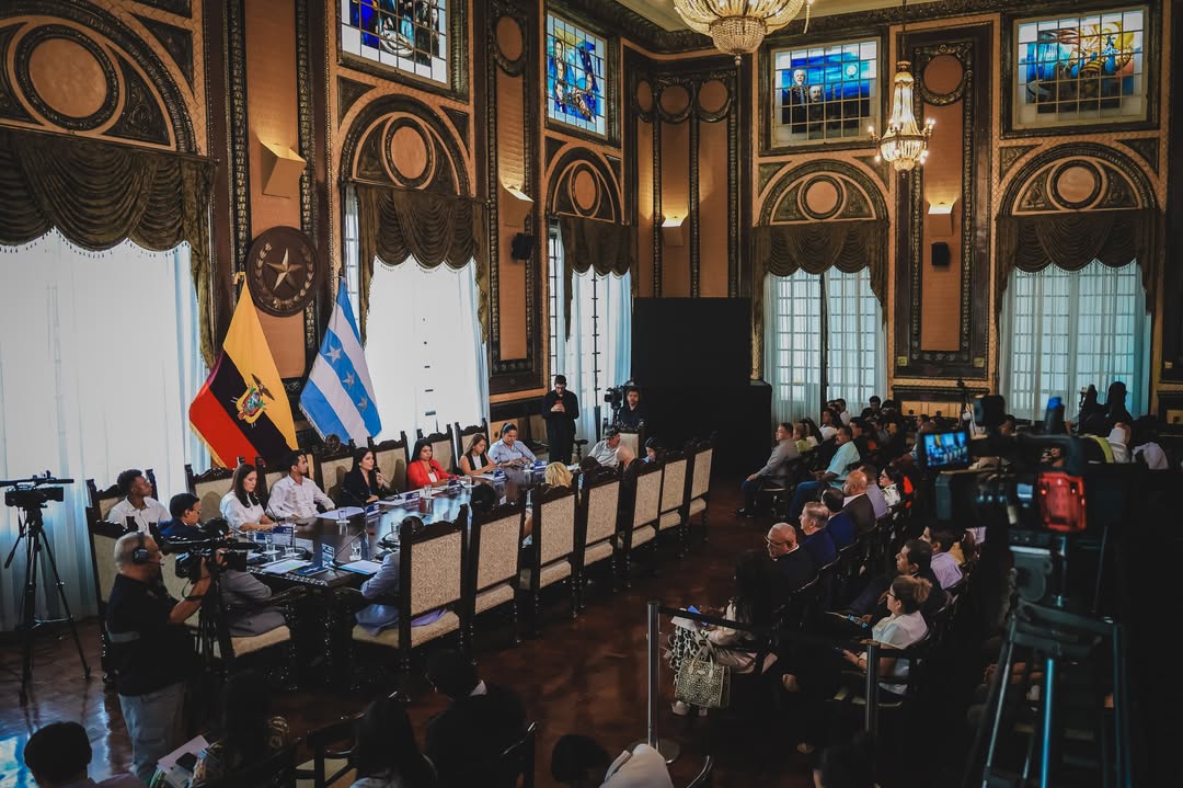 Concejo de Guayaquil avanza en vivienda social y drenaje para Mi Lote 1