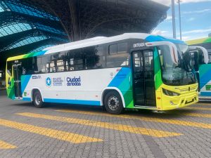 Troncal 4 llega a Guayaquil con 16 buses nuevos y rutas que conectan suburbios