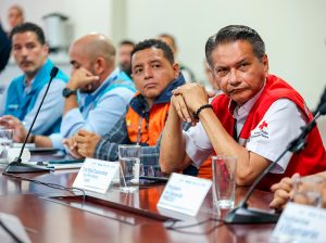 Guayaquil refuerza controles contra tosferina en Zona 8 con vacunación obligatoria