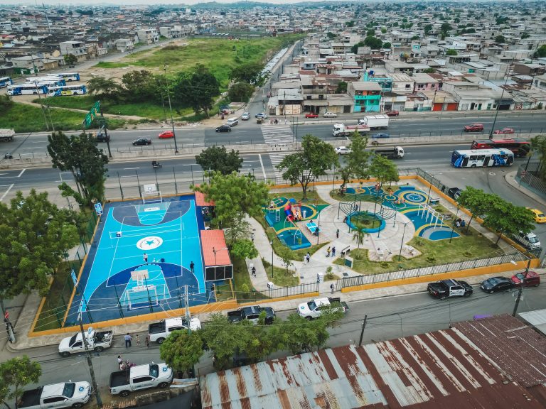Municipio une fuerzas con fundación para recuperar mascotas perdidas en Guayaquil
